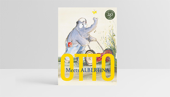 Das Katalogcover zur Intervention: Ein Ottifant der einen Rasen mäht im Hintergrund. Darüber der Schriftzug: OTTO Meets ALBERTINA